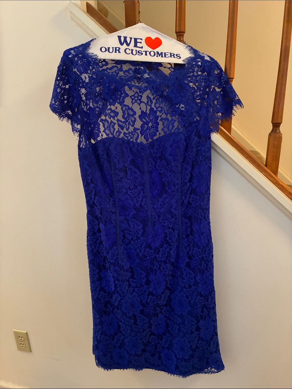Monique Lhuillier Cobalt Blue Floral Lace Sheath Dress